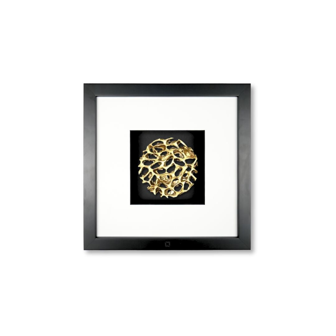 Quadratwerk Wandbild Magic Gold Rund 27cm - Rahmen Schwarz, Hintergrund Schwarz, Passepartout Weiß/Schwarz