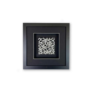 Quadratwerk Wandbild Magic Silver Quadrat 27cm - Rahmen Schwarz, Hintergrund Schwarz, Passepartout Schwarz/Weiß