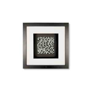 Quadratwerk Wandbild Magic Silver Quadrat 27cm - Rahmen Schwarz, Hintergrund Schwarz, Passepartout Weiß/Weiß
