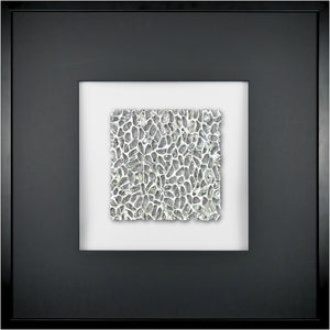 Quadratwerk Wandbild Magic Silver Quadrat 58cm - Rahmen Schwarz, Hintergrund Weiß, Passepartout Schwarz/Schwarz