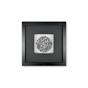 Quadratwerk Wandbild Magic Silver Rund 27cm - Rahmen Schwarz, Hintergrund Weiß, Passepartout Schwarz/Schwarz