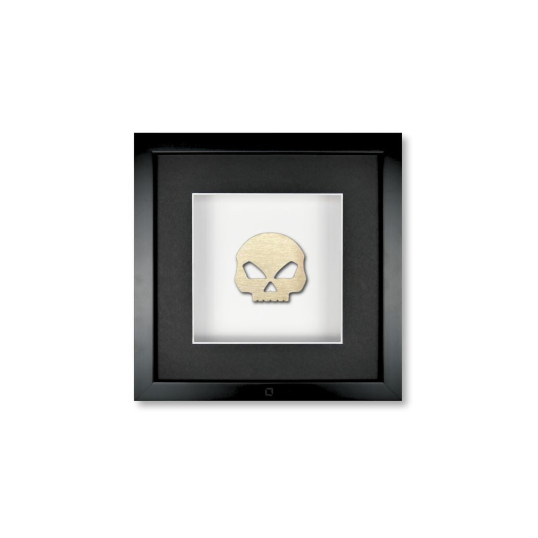 Quadratwerk Wandbild Seitenansicht Prestige Steel Skull 27cm - Rahmen Schwarz, Hintergrund Weiß, Passepartout Schwarz/Weiß