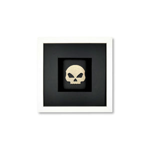 Quadratwerk Wandbild Prestige Steel Skull 27cm - Rahmen Weiß, Hintergrund Schwarz, Passepartout Schwarz/Schwarz