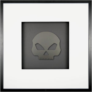 Quadratwerk Wandbild Pure Black Totenkopf 58cm - Rahmen Schwarz, Hintergrund Schwarz, Passepartout Weiß/Schwarz