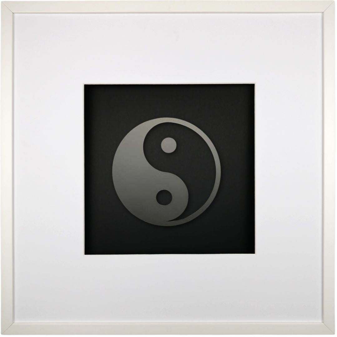 Quadratwerk Wandbild Pure Black Yin & Yang 58cm - Rahmen Weiß, Hintergrund Schwarz, Passepartout Weiß/Weiß