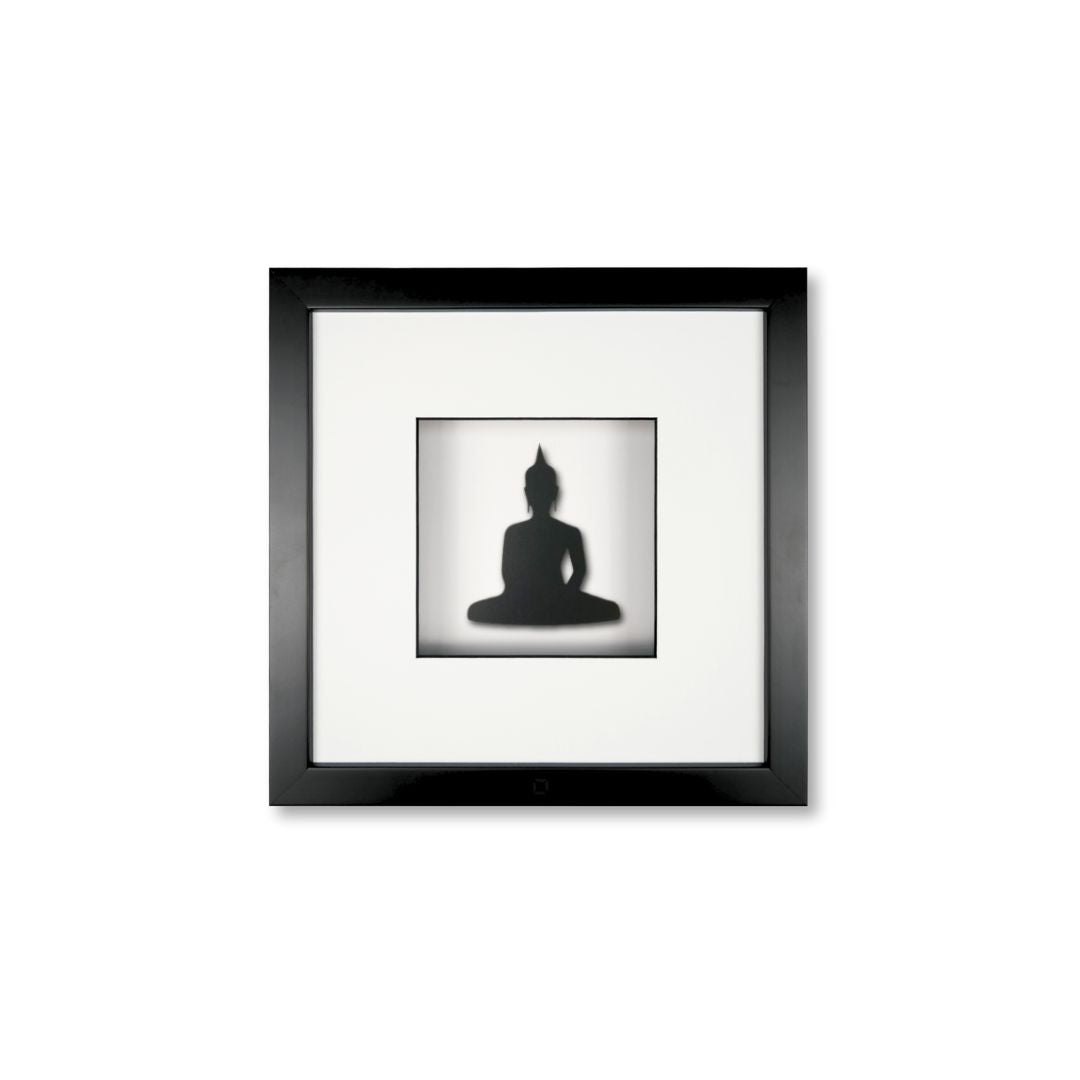 Quadratwerk Wandbild Pure Black Buddha 27cm - Rahmen Schwarz, Hintergrund Weiß, Passepartout Weiß/Schwarz