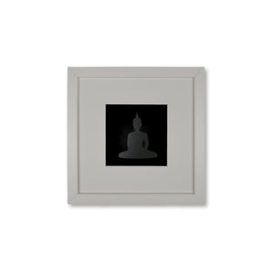 Quadratwerk Wandbild Pure Black Buddha 27cm - Rahmen Weiß, Hintergrund Schwarz, Passepartout Weiß/Schwarz