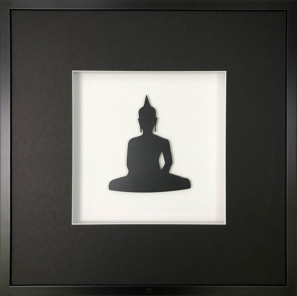 Quadratwerk Wandbild Pure Black Buddha 58cm - Rahmen Schwarz, Hintergrund Weiß, Passepartout Schwarz/Weiß