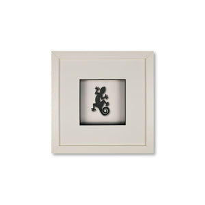 Quadratwerk Wandbild Pure Black Gecko 27cm - Rahmen Weiß, Hintergrund Weiß, Passepartout Weiß/Schwarz