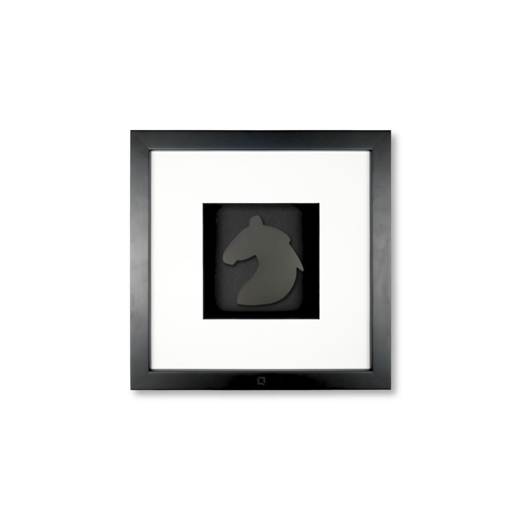 Quadratwerk Wandbild Pure Black Knight Pferdekopf 27cm - Rahmen Schwarz, Hintergrund Schwarz, Passepartout Weiß/Schwarz