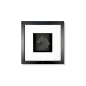 Quadratwerk Wandbild Pure Black Knight Pferdekopf 27cm - Rahmen Schwarz, Hintergrund Schwarz, Passepartout Weiß/Schwarz