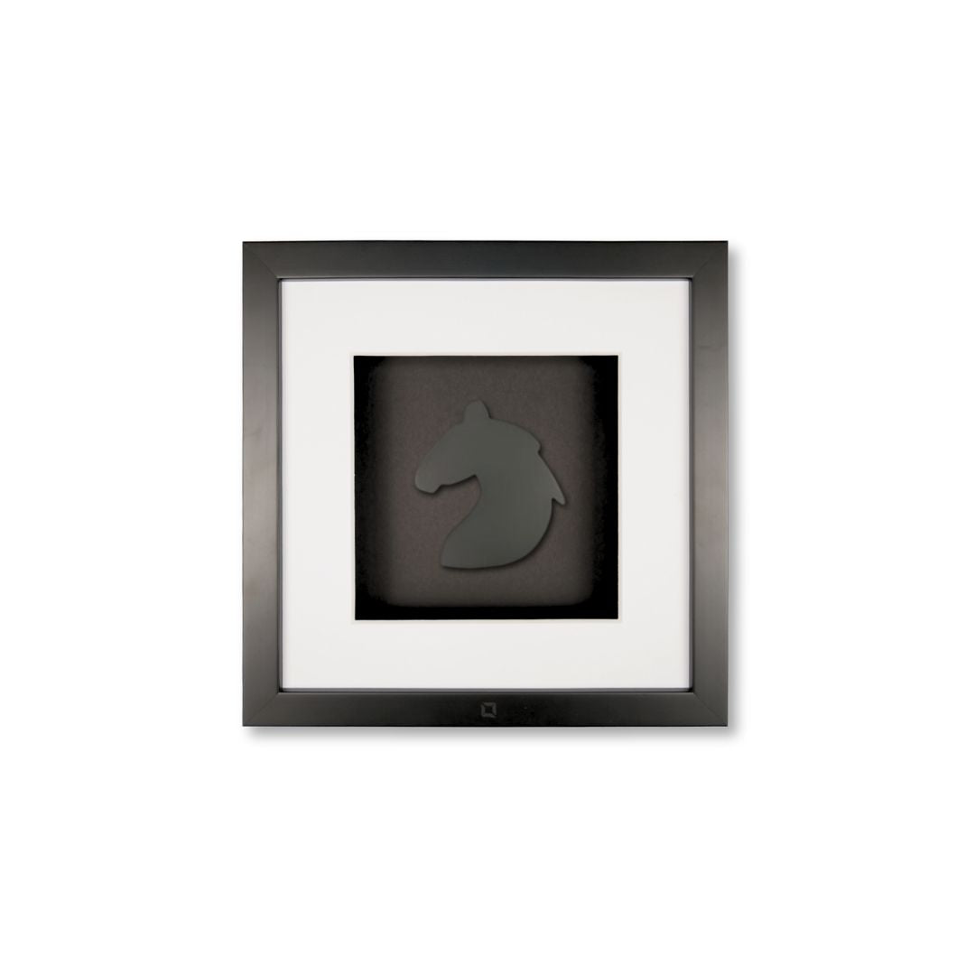 Quadratwerk Wandbild Pure Black Knight Pferdekopf 27cm - Rahmen Schwarz, Hintergrund Schwarz, Passepartout Weiß/Weiß