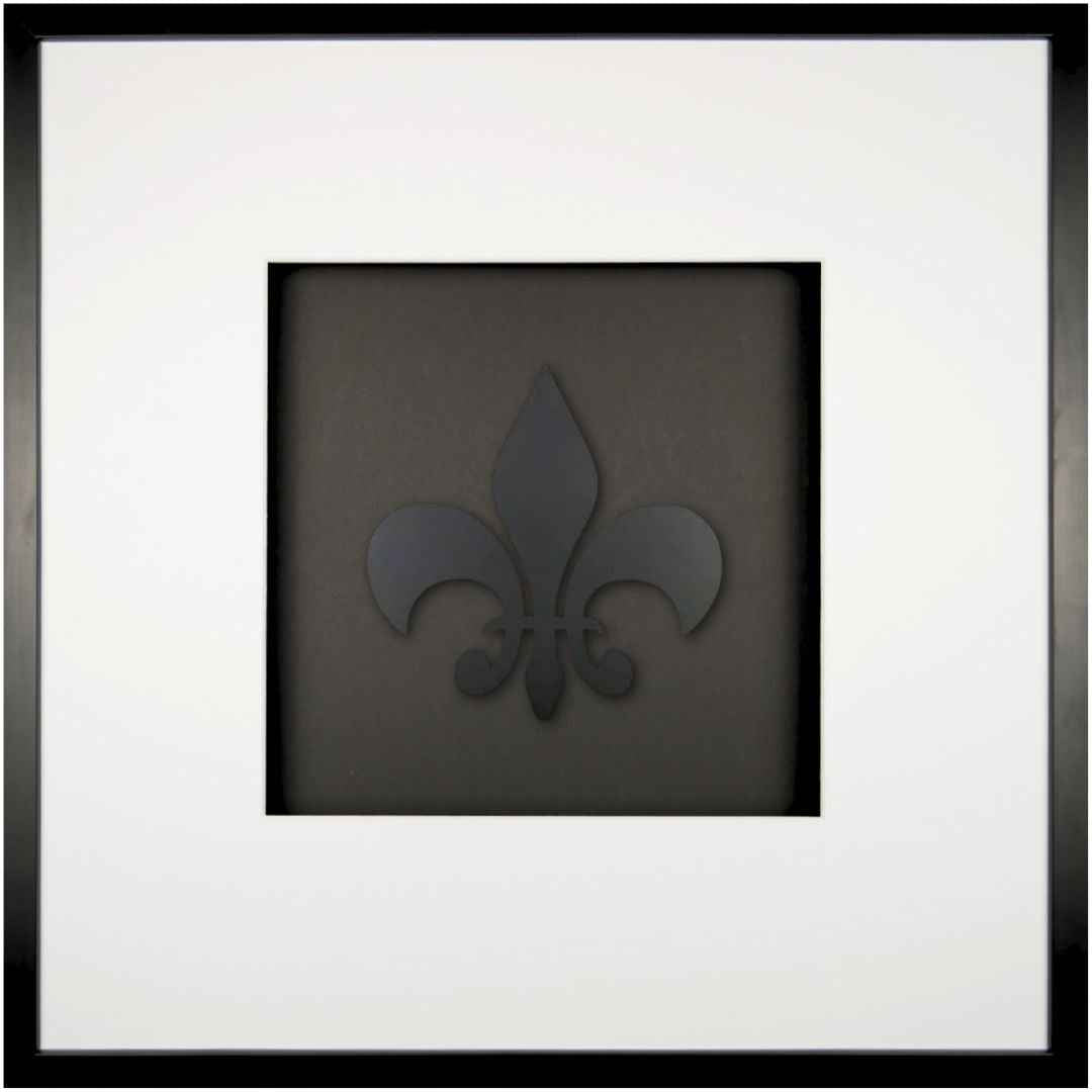 Quadratwerk Wandbild Pure Black Lilie 58cm - Rahmen Schwarz, Hintergrund Schwarz, Passepartout Weiß/Weiß