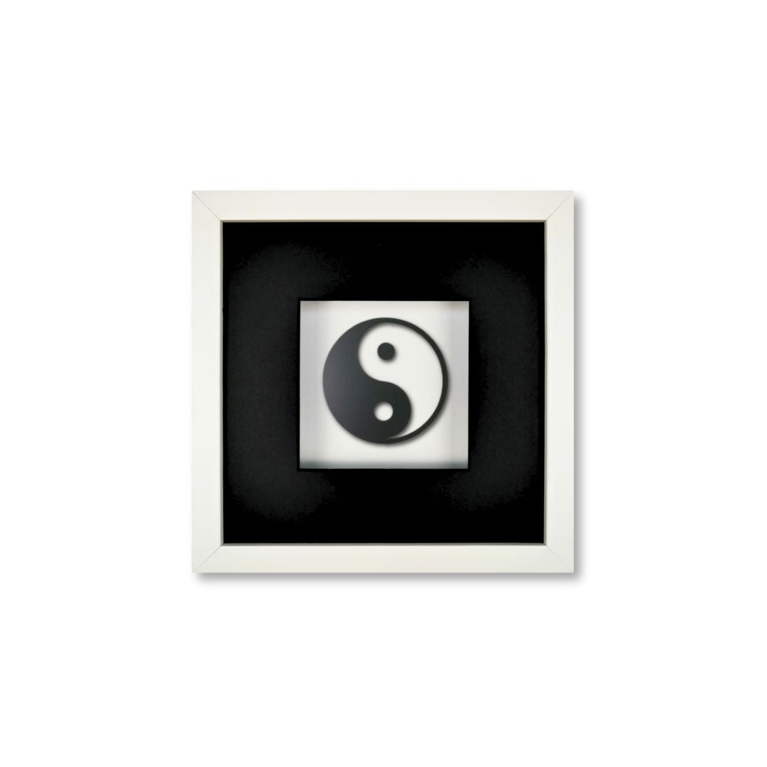 Quadratwerk Wandbild Pure Black Yin & Yan 27cm - Rahmen Weiß, Hintergrund Weiß, Passepartout Schwarz/Schwarz