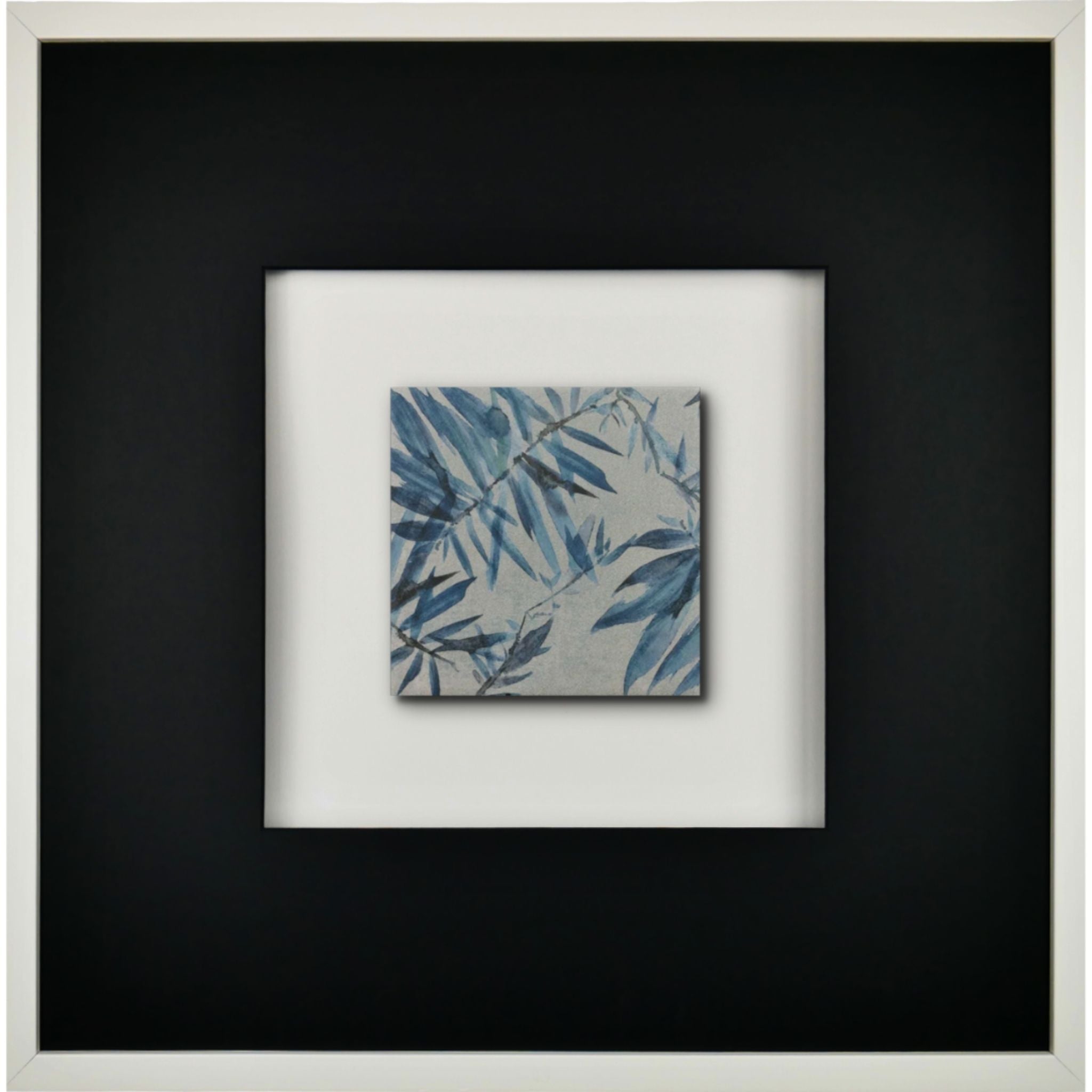Quadratwerk Wandbild Signature Tile Empire 58m - Rahmen Weiß, Hintergrund Weiß, Passepartout Schwarz/Schwarz