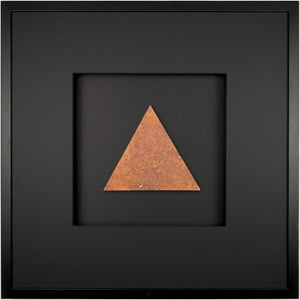 Quadratwerk Wandbild Urban Rust Dreieck 58cm - Rahmen Schwarz, Hintergrund Schwarz, Passepartout Schwarz/Schwarz
