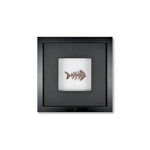Quadratwerk Wandbild Detailaufnahme Urban Rust Fish 27cm - Rahmen Schwarz, Hintergrund Weiß, Passepartout Schwarz/Schwarz