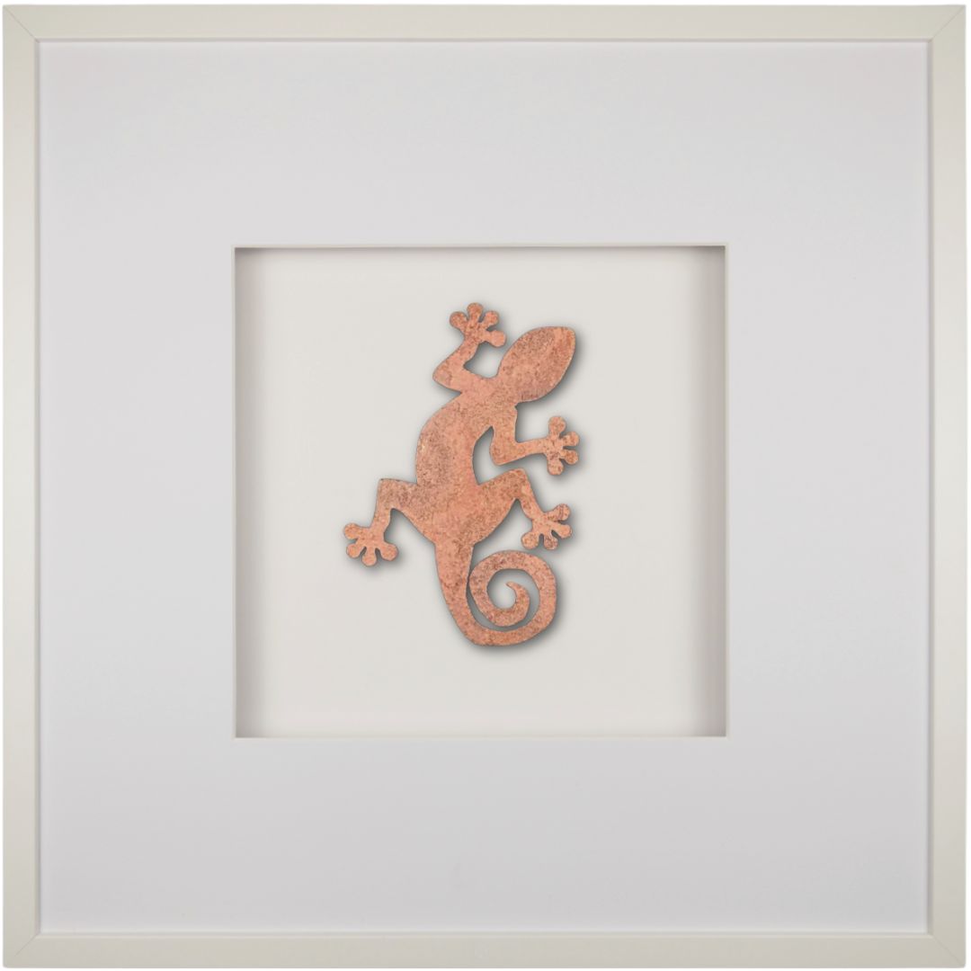 Quadratwerk Wandbild Urban Rust Gecko 58cm - Rahmen Weiß, Hintergrund Weiß, Passepartout Weiß/Weiß
