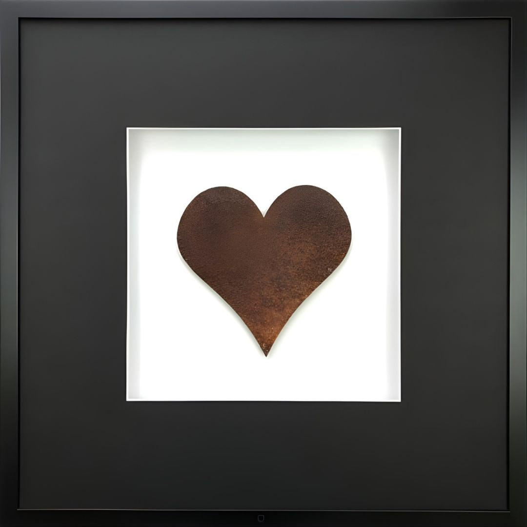Quadratwerk Wandbild Urban Rust Heart 58cm - Rahmen Schwarz, Hintergrund Weiß, Passepartout Schwarz/Weiß