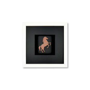 Quadratwerk Wandbild Urban Rust Horse 27cm - Rahmen Weiß, Hintergrund Weiß, Passepartout Schwarz/Schwarz