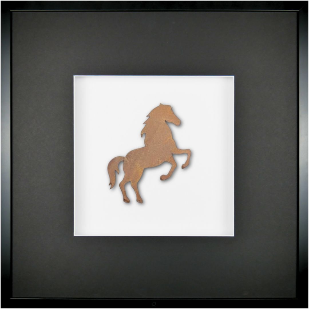 Quadratwerk Wandbild Urban Rust Pferd 58cm - Rahmen Schwarz, Hintergrund Weiß, Passepartout Schwarz/Weiß