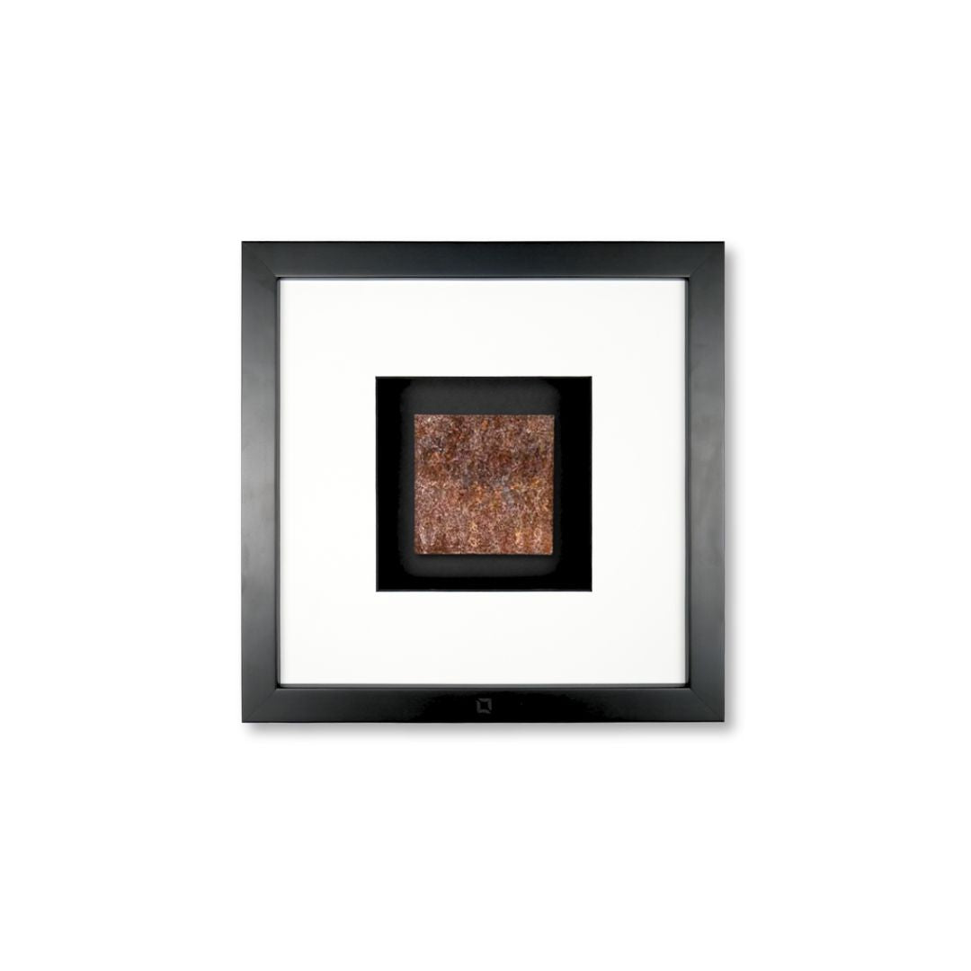 Quadratwerk Wandbild Urban Rust Quadrat 27cm - Rahmen Schwarz, Hintergrund Schwarz, Passepartout Weiß/Schwarz