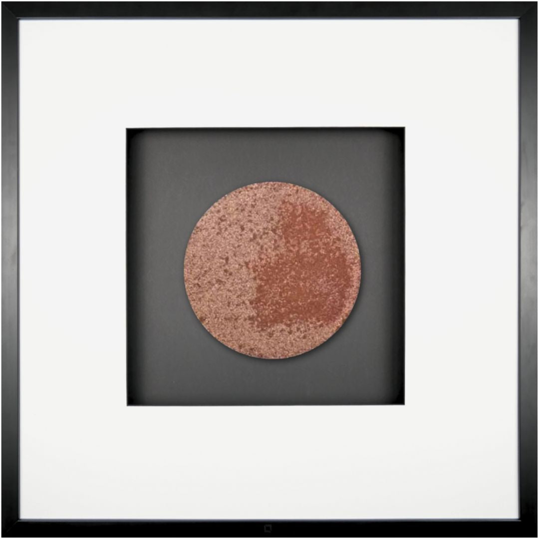 Quadratwerk Wandbild Urban Rust Rund 58cm - Rahmen Schwarz, Hintergrund Schwarz, Passepartout Weiß/Schwarz