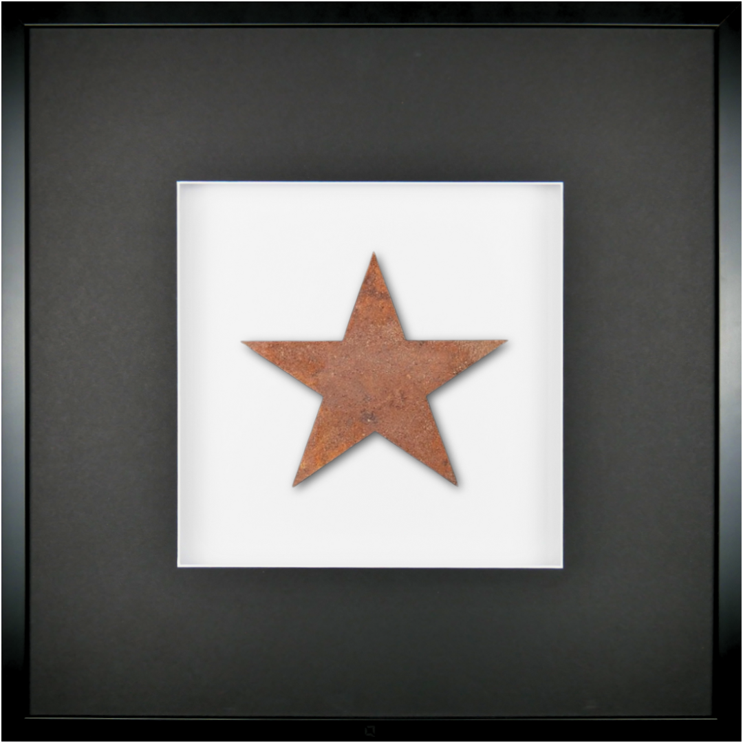 Quadratwerk Wandbild Urban Rust Star 58cm - Rahmen Schwarz, Hintergrund Weiß, Passepartout Schwarz/Weiß