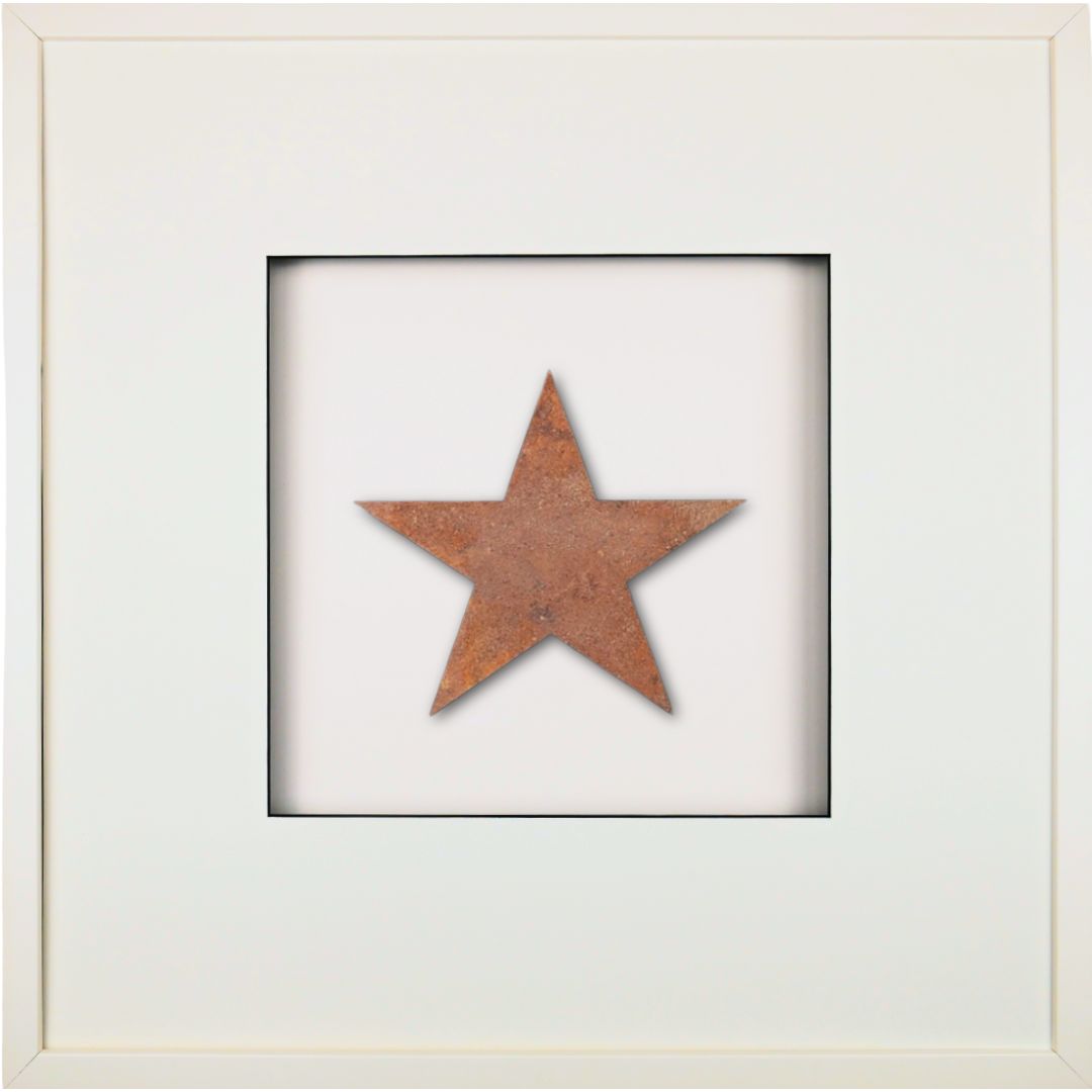 Quadratwerk Wandbild Urban Rust Star 58cm - Rahmen Weiß, Hintergrund Weiß, Passepartout Weiß/Schwarz