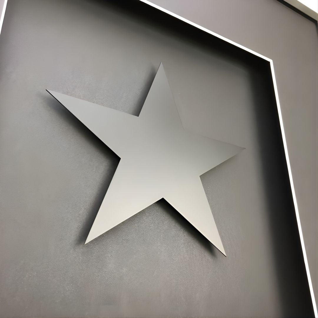 Quadratwerk Wandbild detailansicht Pure Black Stern 58cm - Rahmen Schwarz, Hintergrund Schwarz, Passepartout Schwarz/Weiß