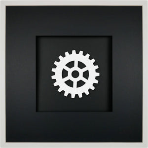 Quadratwerk Wandbild All White Gear 58cm - Rahmen Weiß, Hintergrund Schwarz, Passepartout Schwarz/Schwarz