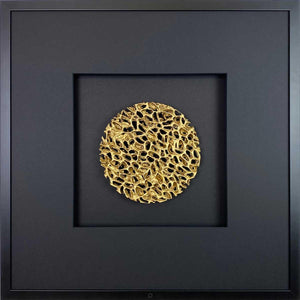 Wandbild Gold rund groß 58cm Frontansicht – Magic Gold Circle Quadratwerk, luxuriöses Goldinlay Lichtspiel handgefertigt