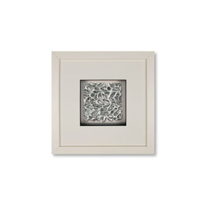 Quadratwerk Wandbild Magic Silver Quadrat 27cm - Rahmen Weiß, Hintergrund Weiß, Passepartout Weiß/Schwarz