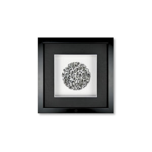 Quadratwerk Wandbild Magic Silver Rund 27cm - Rahmen Schwarz, Hintergrund Weiß, Passepartout Schwarz/Weiß