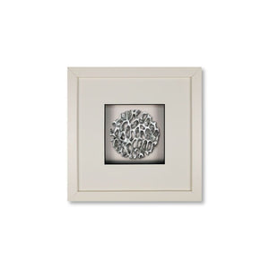 Quadratwerk Wandbild Magic Silver Rund 27cm - Rahmen Weiß, Hintergrund Weiß, Passepartout Weiß/Schwarz