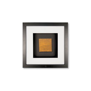 Quadratwerk Wandbild Noble Wood Quadrat 27cm - Rahmen Schwarz, Hintergrund Schwarz, Passepartout Weiß/Weiß