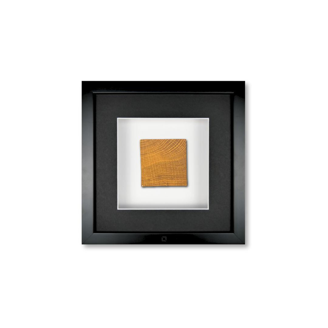 Quadratwerk Wandbild Noble Wood Quadrat 27cm - Rahmen Schwarz, Hintergrund Weiß, Passepartout Schwarz/Weiß