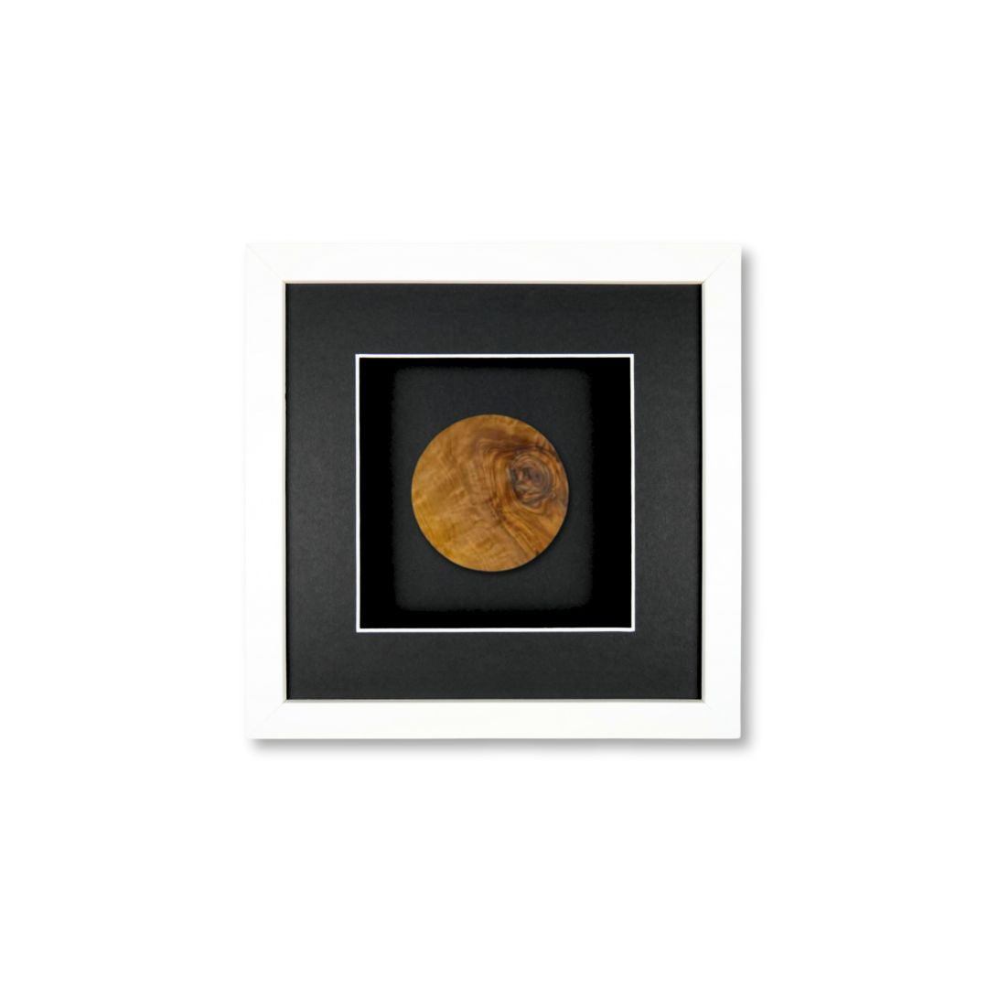 Quadratwerk Wandbild Noble Wood Rund 27cm - Rahmen Weiß, Hintergrund Schwarz, Passepartout Schwarz/Weiß