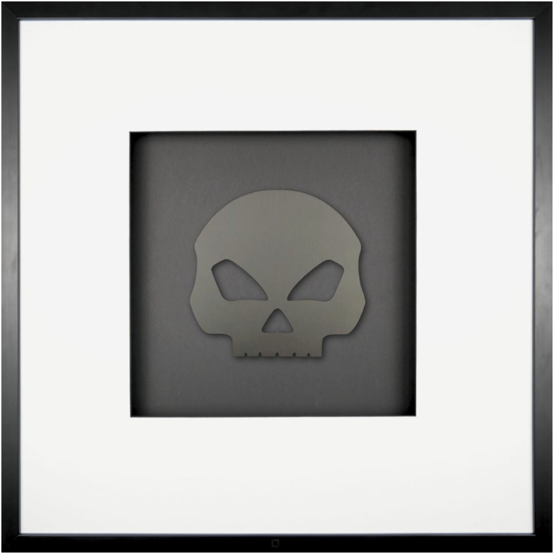 Quadratwerk Wandbild Pure Black Totenkopf 58cm - Rahmen Schwarz, Hintergrund Schwarz, Passepartout Weiß/Schwarz