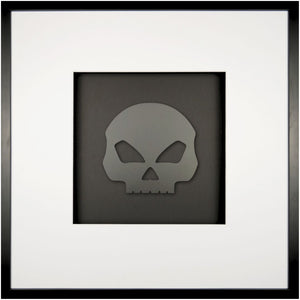 Quadratwerk Wandbild Pure Black Totenkopf 58cm - Rahmen Schwarz, Hintergrund Schwarz, Passepartout Weiß/Weiß