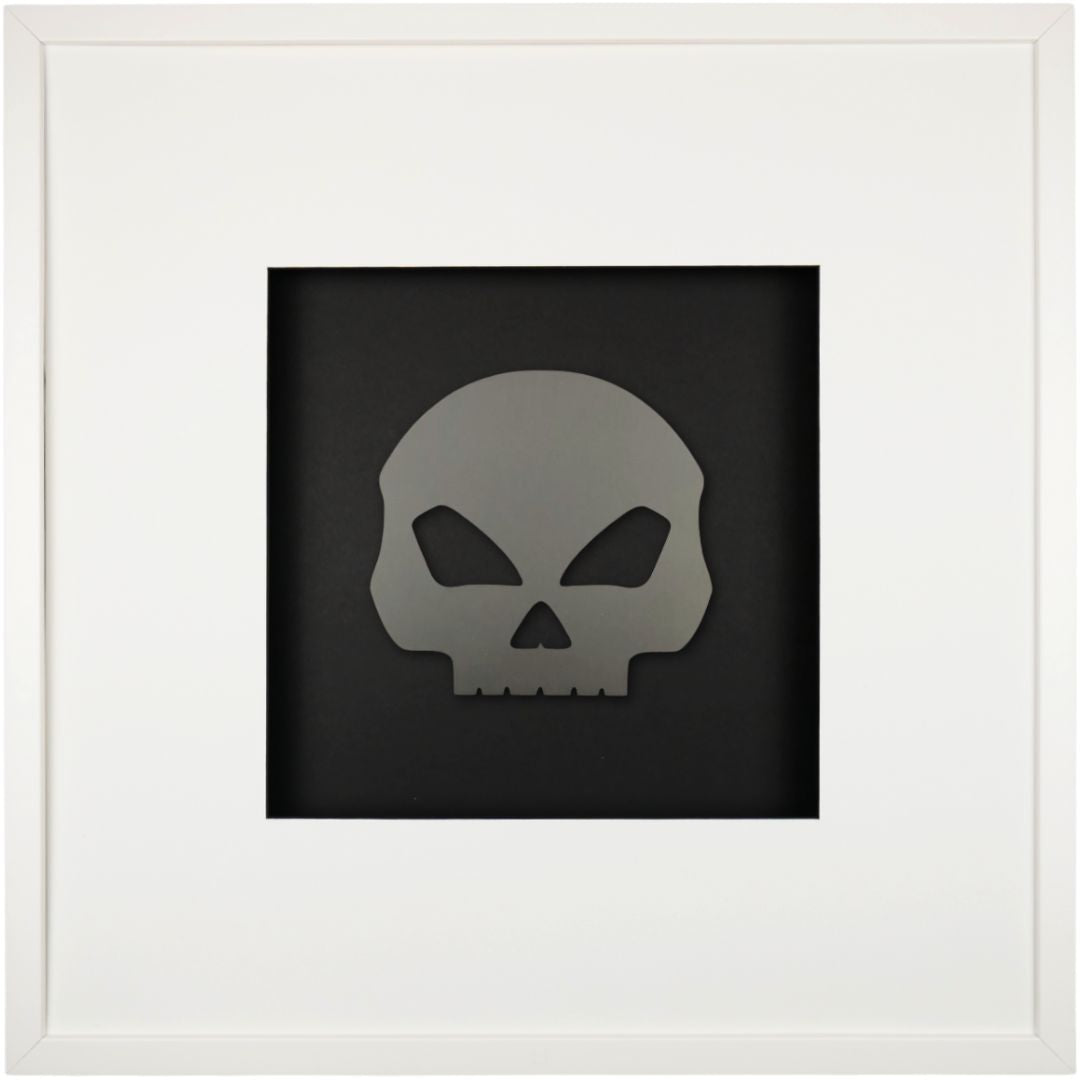 Quadratwerk Wandbild Pure Black Totenkopf 58cm - Rahmen Weiß, Hintergrund Schwarz, Passepartout Weiß/Schwarz