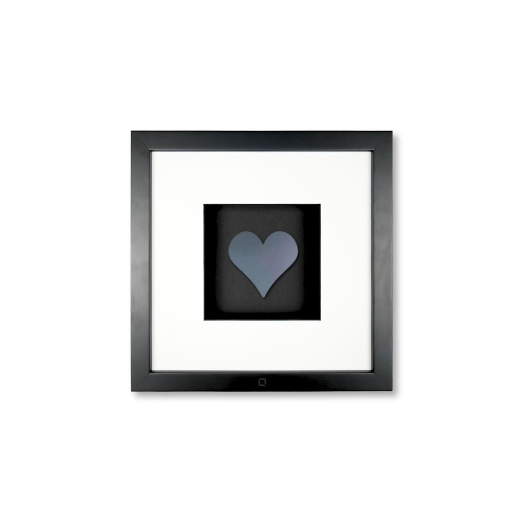 Quadratwerk Wandbild Pure Black Heart 27cm - Rahmen Schwarz, Hintergrund Schwarz, Passepartout Weiß/Schwarz