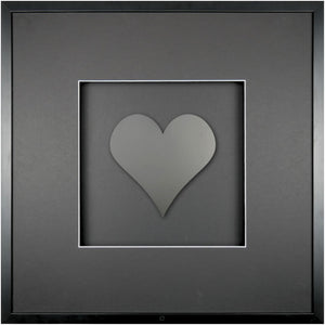 Quadratwerk Wandbild Pure Black Herz 58cm - Rahmen Schwarz, Hintergrund Schwarz, Passepartout Schwarz/Weiß