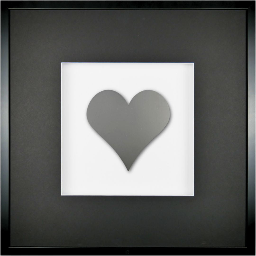 Quadratwerk Wandbild Pure Black Herz 58cm - Rahmen Schwarz, Hintergrund Weiß, Passepartout Schwarz/Weiß