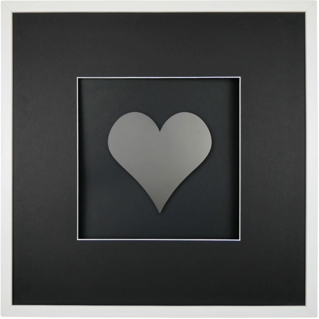 Quadratwerk Wandbild Pure Black Herz 58cm - Rahmen Weiß, Hintergrund Schwarz, Passepartout Schwarz/Weiß