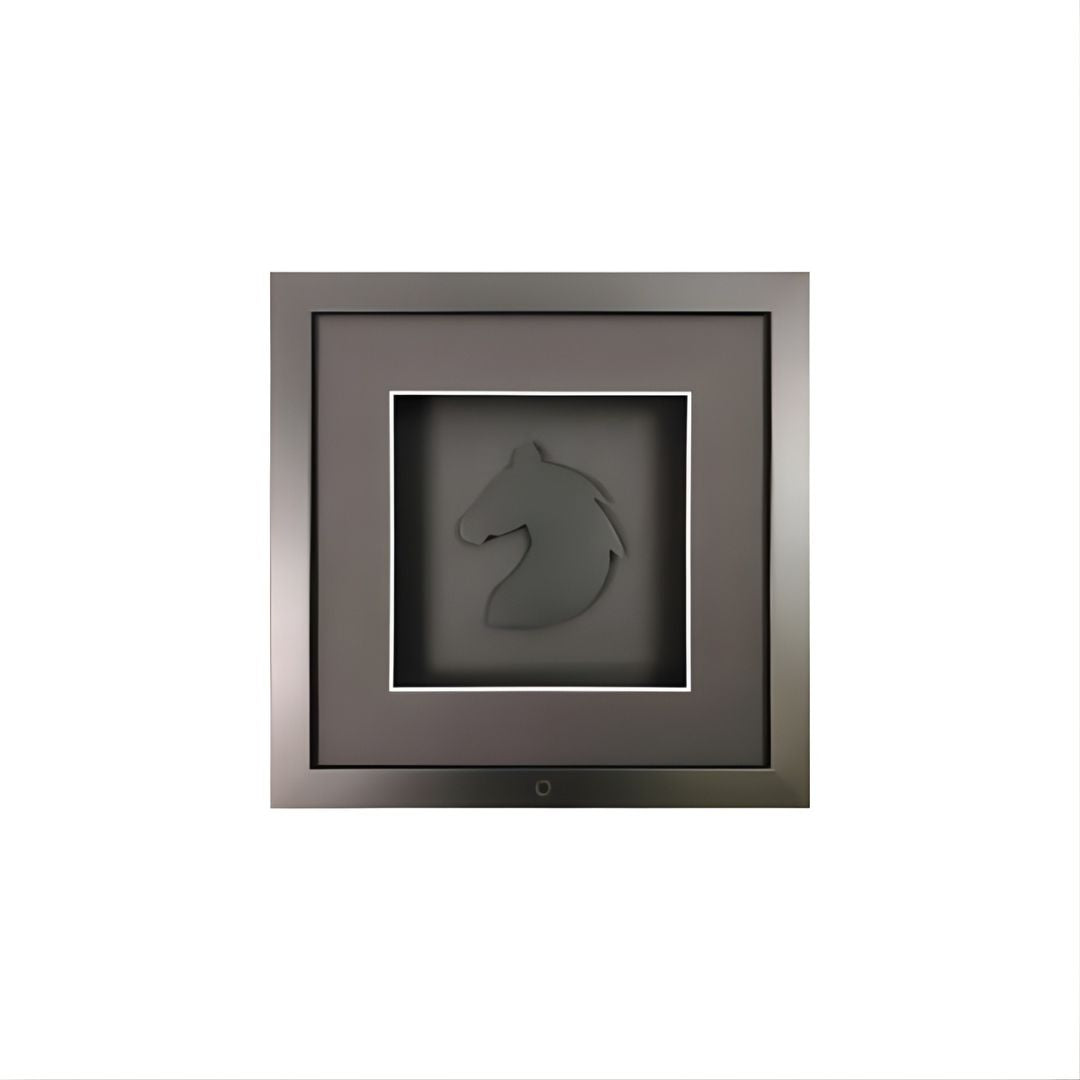 Quadratwerk Wandbild Pure Black Knight Pferdekopf 27cm - Rahmen Schwarz, Hintergrund Schwarz, Passepartout Schwarz/Weiß