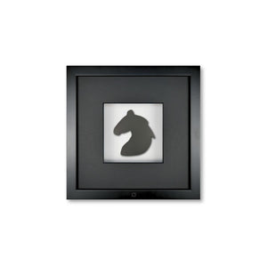 Quadratwerk Wandbild Pure Black Knight Pferdekopf 27cm - Rahmen Schwarz, Hintergrund Weiß, Passepartout Schwarz/Schwarz