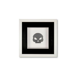Quadratwerk Wandbild Pure Black Totenkopf 27cm - Rahmen Weiß, Hintergrund Weiß, Passepartout Schwarz/Weiß