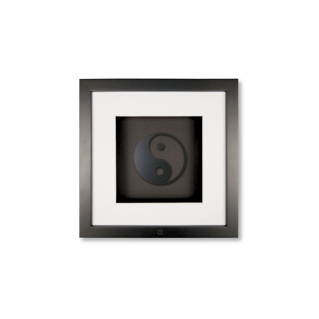 Quadratwerk Wandbild Pure Black Yin & Yan 27cm - Rahmen Schwarz, Hintergrund Schwarz, Passepartout Weiß/Weiß