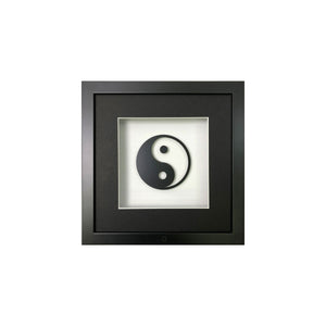 Wandbild Yin Yang schwarz klein 27x27 cm – Pure Black Yin & Yang Quadratwerk, mattschwarze Yin-Yang-Silhouette minimalistisch 3D-Optik handgefertigt Made in Germany